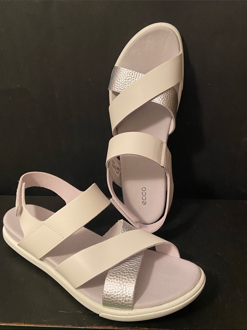 ECCO Sandals Ecco Samara White/ Pure Silver Leather X-strap Flat
